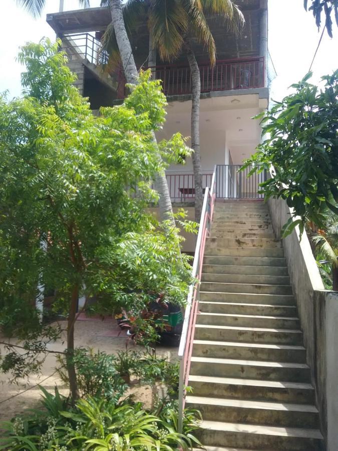 Mallika Resort 미리사 외부 사진